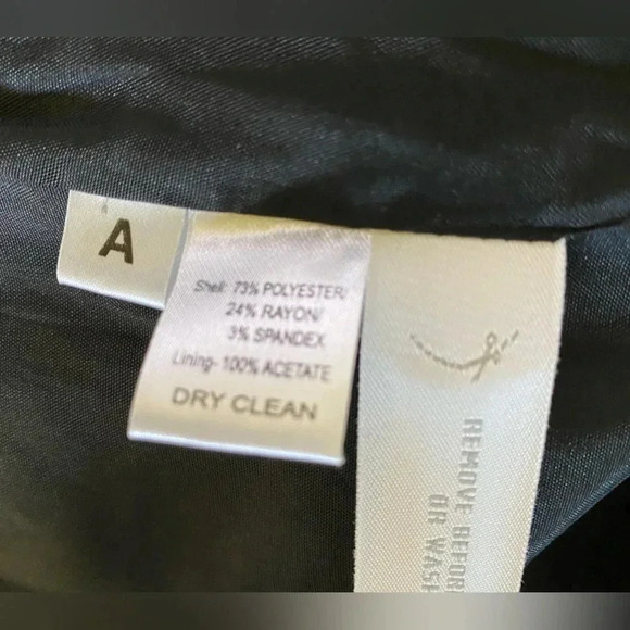 LOFT Black Pleated-Back Blazer with Overstitch & Ribbon Detail, size 10 - Picture 5 of 8